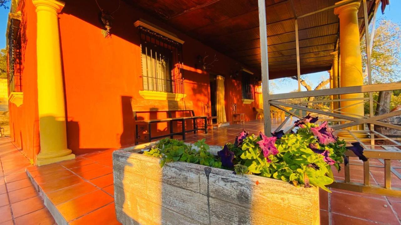 La Canada Villaharta Luaran gambar